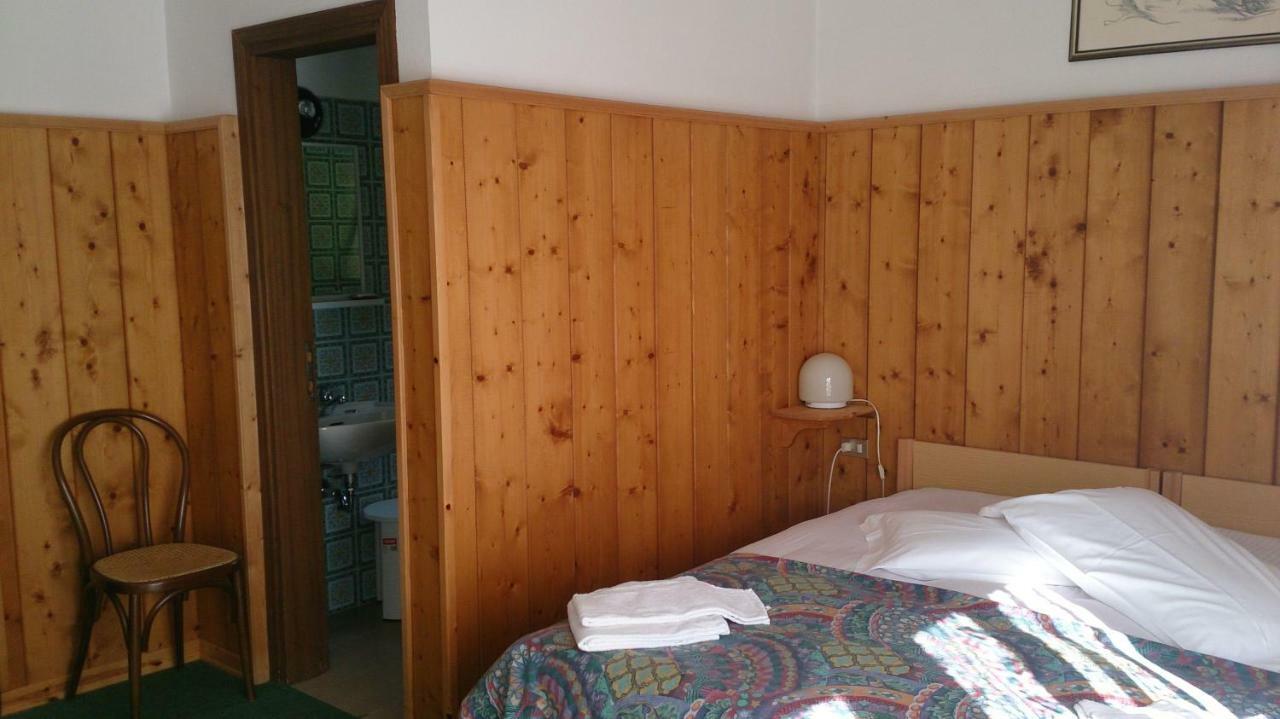 Nebbiu B&B Lo Scoiattolo מראה חיצוני תמונה